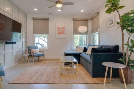 The Hart - Walk To It From Spacious Gem * Nashville